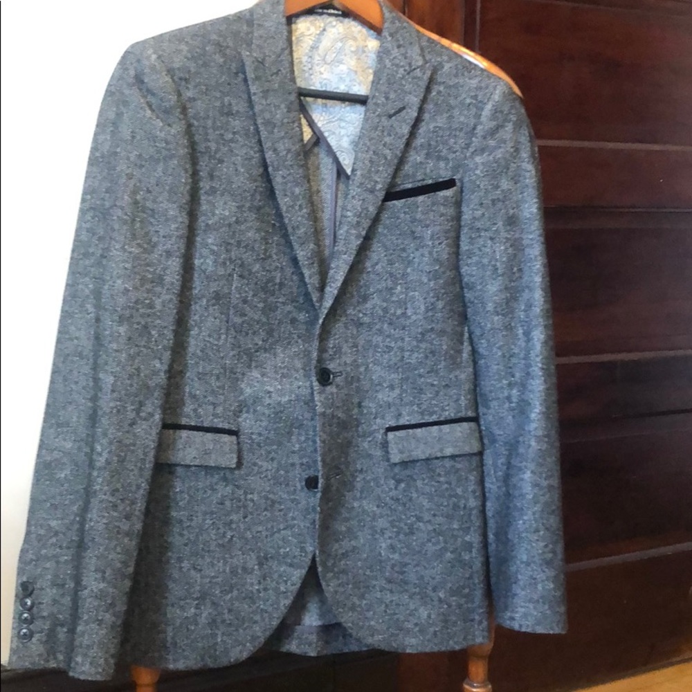 Men’s black/gray herringbone Altamoda Sport Coat